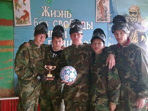 Команда юношей СОШ№13 заняла 3 место в спортивных соревнованиях по пинболу