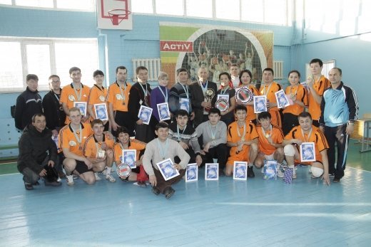 Традиционный  волейбольный  турнир, посвященный памяти директора школы №24 г. Павлодара Попова Александра Владимировича