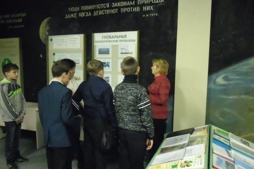 В рамках предметной недели биологии, химии, географии учащиеся 6 «Б» класса СОШ № 15 с учителем биологии Шарбакбаевой Р.М. посетили экологический музей, расположенный в СОПШЭН № 36.