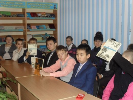 «Тропой Гайдара» - литературный час к 110-летию Аркадия Гайдара в школьной библиотеке