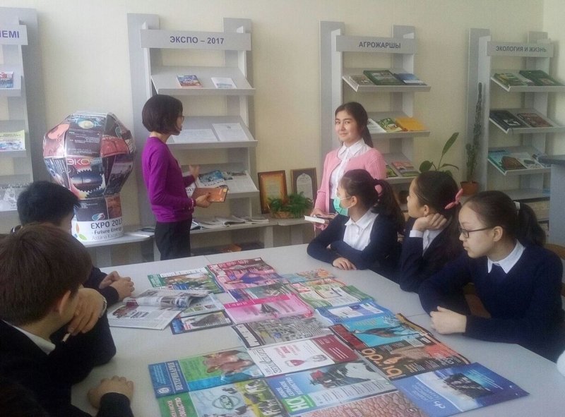 Для учащихся 8 «а» класса была проведена экскурсия по библиотеке им.С.Торайгырова