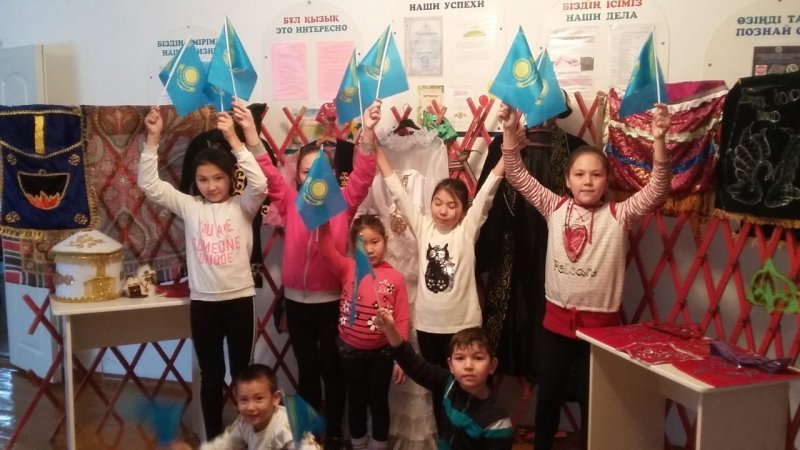 Флеш-моб, посвященный Дню Независимости Республики Казахстан.