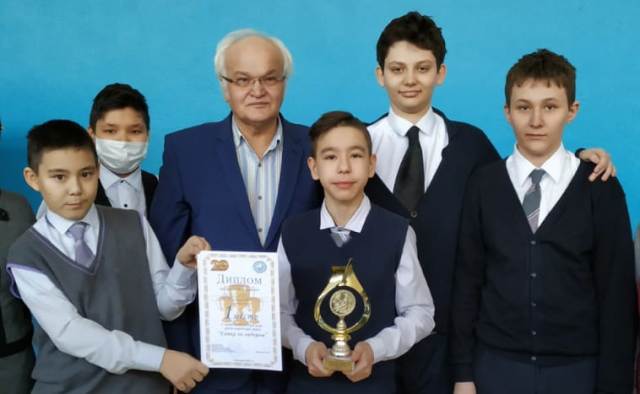 Юбилею аль-Фараби посвятили математический турнир в Павлодаре