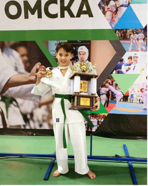 Чемпион международного турнира по кекушинкай каратэ в Омске