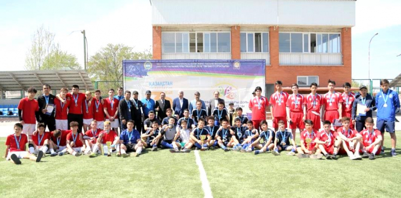 Павлодарлық оқушылар - «Былғары доп» республикалық футбол жарысының қола жүлдегерлері